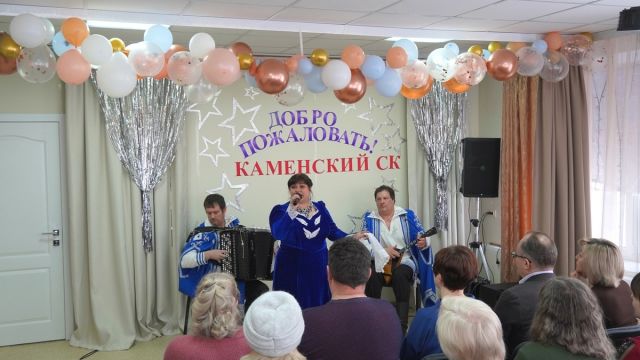 В павловском поселке Каменск открыли клуб