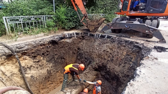 В Воронеже устранили аварию, оставившую без воды десятки домов