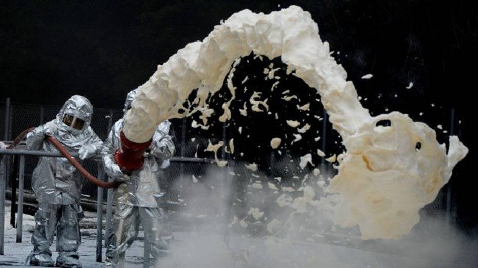 В Москве 11 человек погибли при пожаре на швейном цехе.