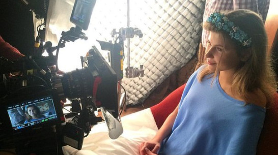 Героиня клипа «Экспонат» группы «Ленинград» устроит в Воронеже вечеринку «на лабутенах»