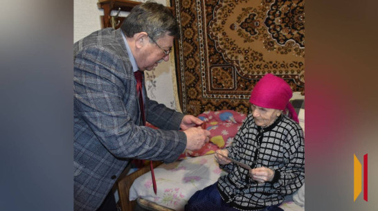 В Кантемировском районе начали вручать медали в честь 80-летия Победы