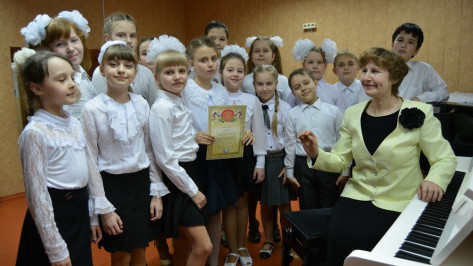 Исполнители из россошанской Детской школы искусств стали лауреатами областного фестиваля