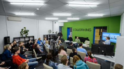 Активисты попросили губернатора оснастить техникой коворкинг в центре Воронежа