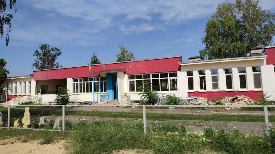 В Лискинском районе отремонтируют здание дошкольной группы Колыбельской школы