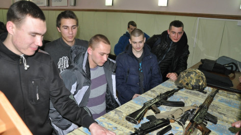 Павловские полицейские провели акцию «Студенческий десант»