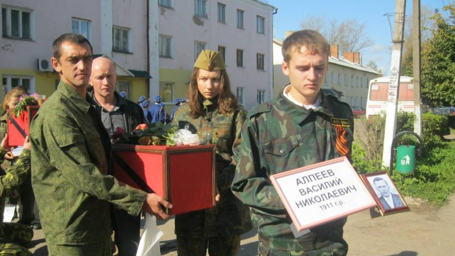 В Верхнемамонском районе обустроили могилу солдата Великой Отечественной войны