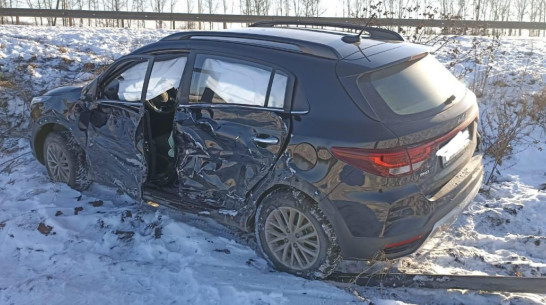 Трое жителей Липецкой области пострадали в ДТП под Воронежем