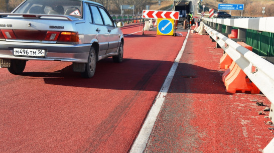 В Нижнедевицке на автодорожном мосту сделают покрытие из резиновой крошки