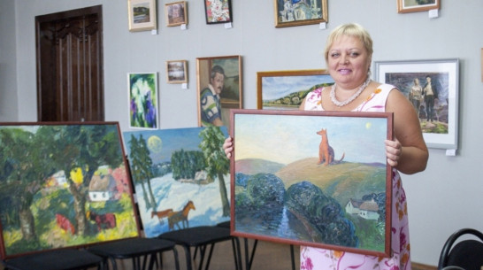 Лискинцев пригласили на выставку работ выпускников детской художественной школы