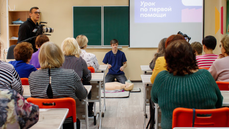 Воронежских учителей обучили правилам оказания первой помощи
