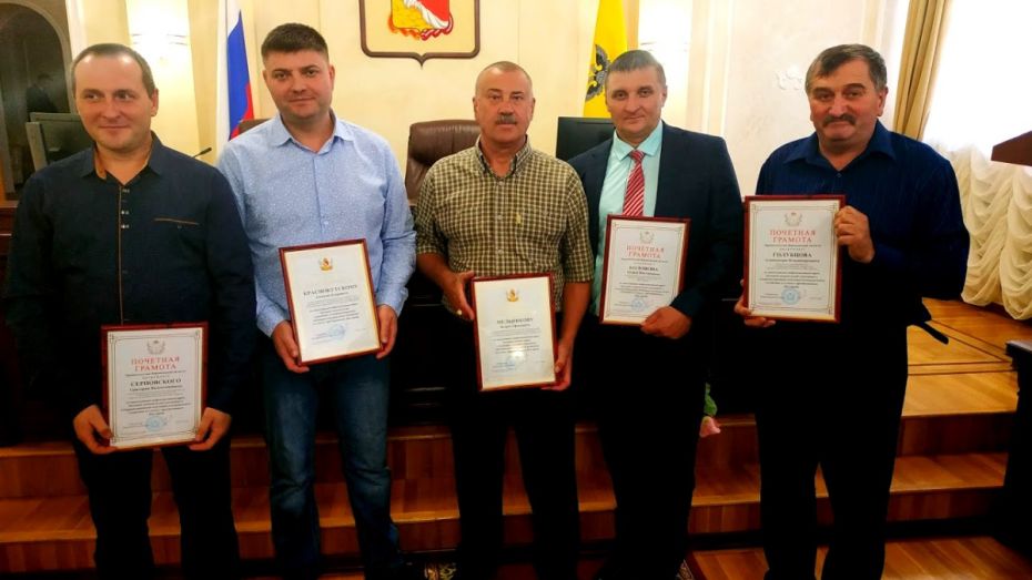 Правительство и мэрия наградили сотрудников «РВК-Воронеж» 