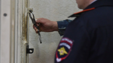 В Воронеже начальника отдела уголовного розыска арестовали за крупную взятку