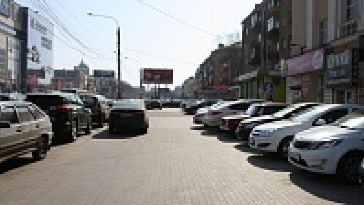 Мэр Воронежа запретил устраивать платные парковки вдоль городских улиц