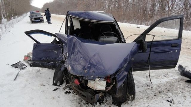 Под Воронежем при столкновении автобуса «Липецк-Белгород» с иномаркой погиб человек 