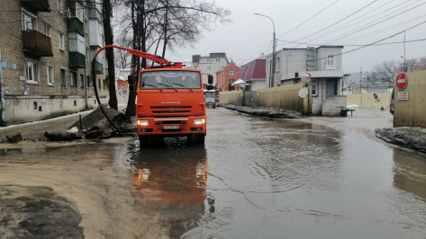Коммунальщики ускорят отвод воды с улиц Воронежа