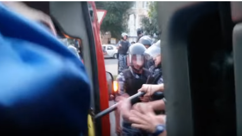 Очевидцы: сотрудники курского ОМОНа избили фанатов воронежского «Факела»