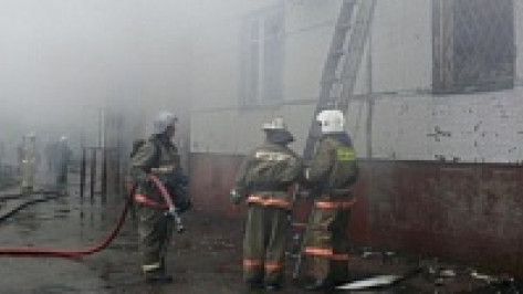 В Воронеже пожарные спасли 20 человек из горящего дома