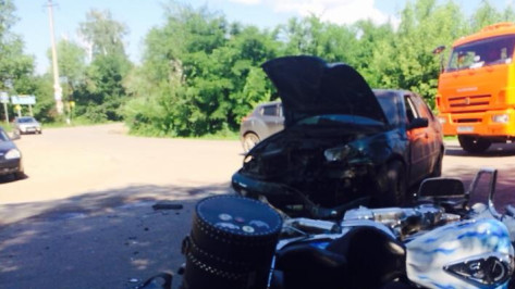 В Воронеже 42-летний мотоциклист погиб в ДТП с иномаркой