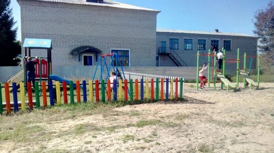 В петропавловском селе Березняги благоустроили 3 детские площадки