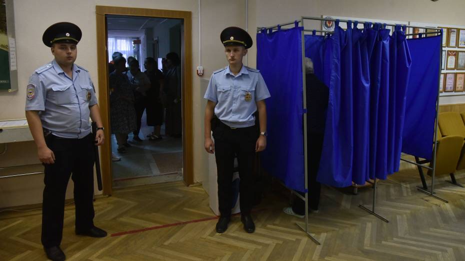 В Воронеже к охране общественного порядка в местах голосования привлекут более 580 полицейских