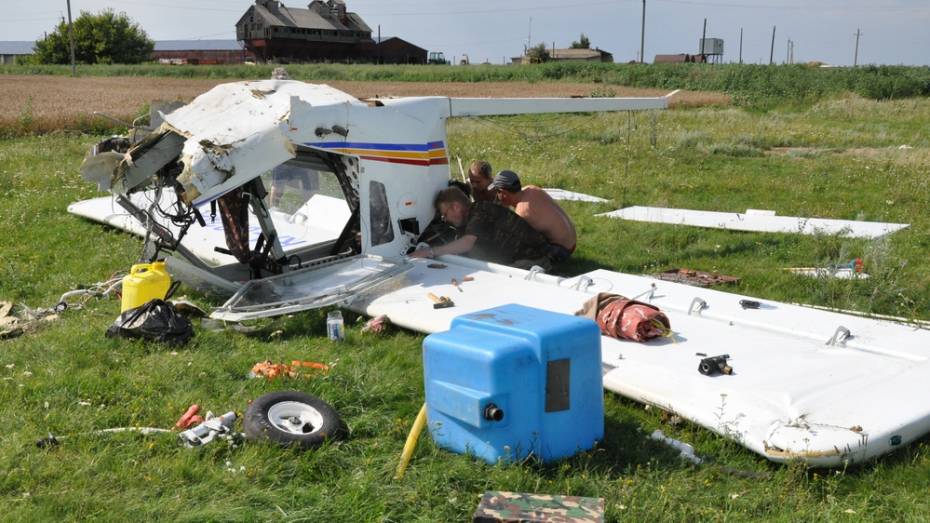В Эртильском районе разбился легкомоторный двухместный самолет