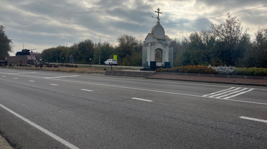 В Острогожском районе на двух участках дорог появилась шумовая разметка