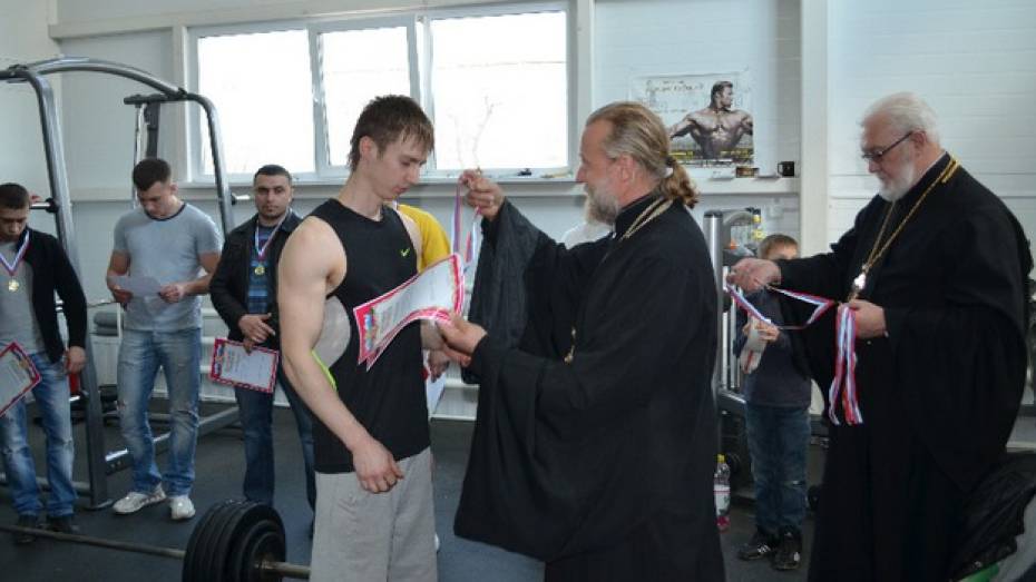 В Лисках прошли спортивные соревнования среди православной молодежи