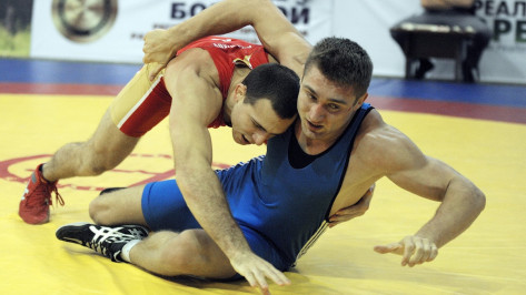 «В тесноте – да не в обиде». Как Воронеж принял абсолютный чемпионат России по борьбе