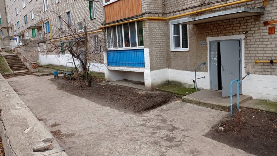 В поселке Подгоренский двор многоэтажки сделают комфортным за 8,2 млн рублей