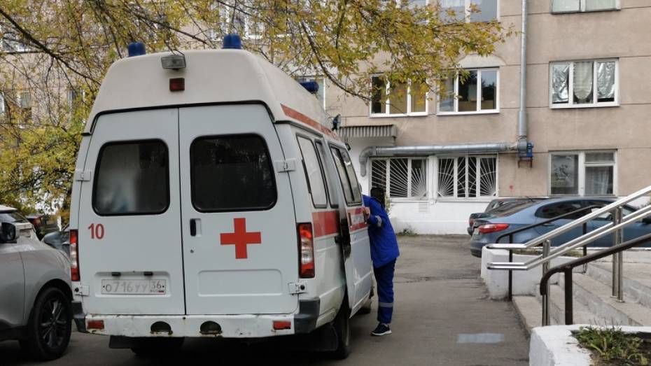 Воронежские врачи спасли женщину, которая получила 28 переломов после падения с 7-го этажа