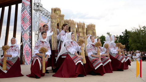 Межрегиональный фестиваль «Хлеб – всему голова» в Воронежской области собрал более 3 тыс гостей