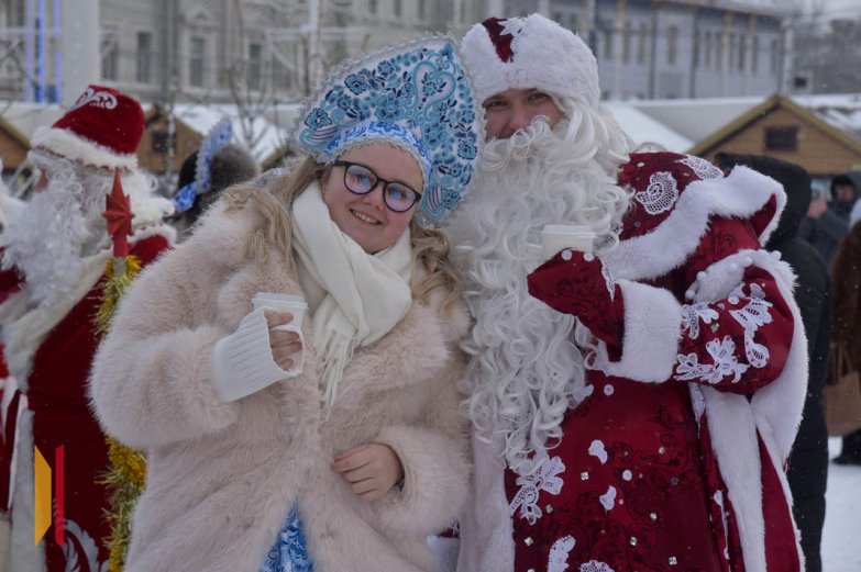 Парад Дедов Морозов и Снегурочек в Воронеже в 2025 году