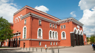 Воронежскую академию искусств выселят из Дома офицеров