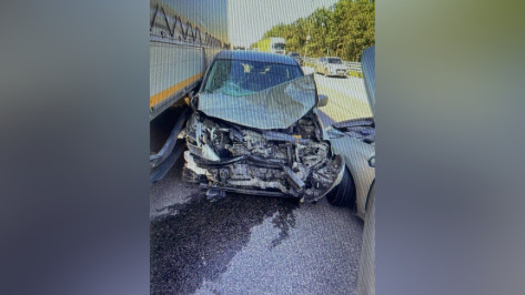 В Рамонском районе в крупном ДТП погибла жительница Воронежа