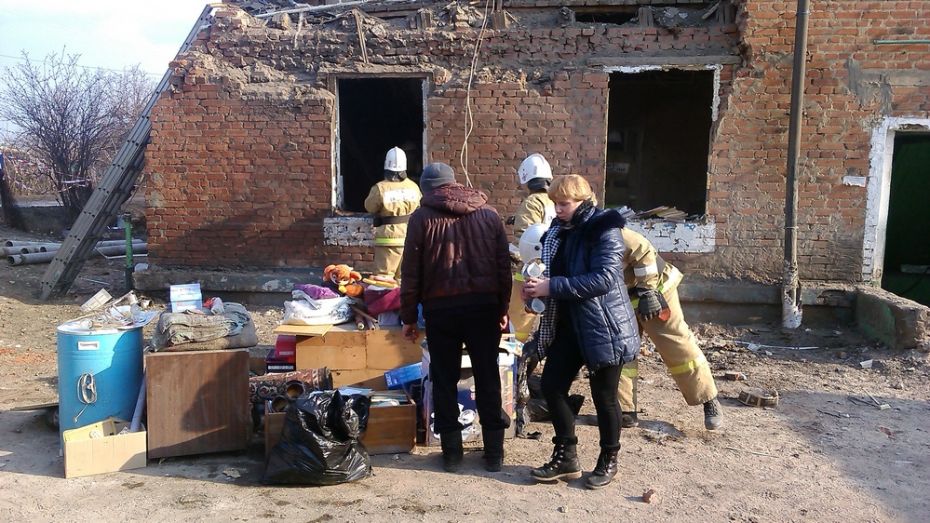 В Воронежской области жильцам поврежденного взрывом дома выплатят по 10 тыс рублей