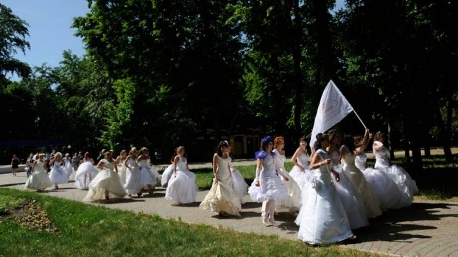 В Лисках впервые пройдет парад невест