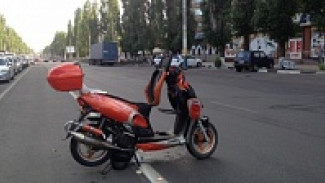 В Воронеже сын сбитой скутеристом женщины попросил откликнуться свидетелей ДТП