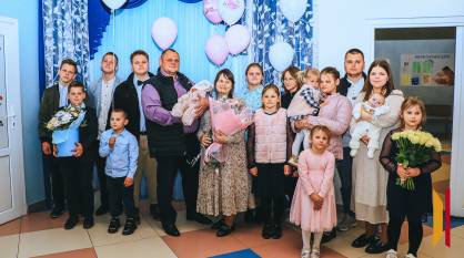 Жительнице Воронежской области присвоили звание «Мать‑героиня»
