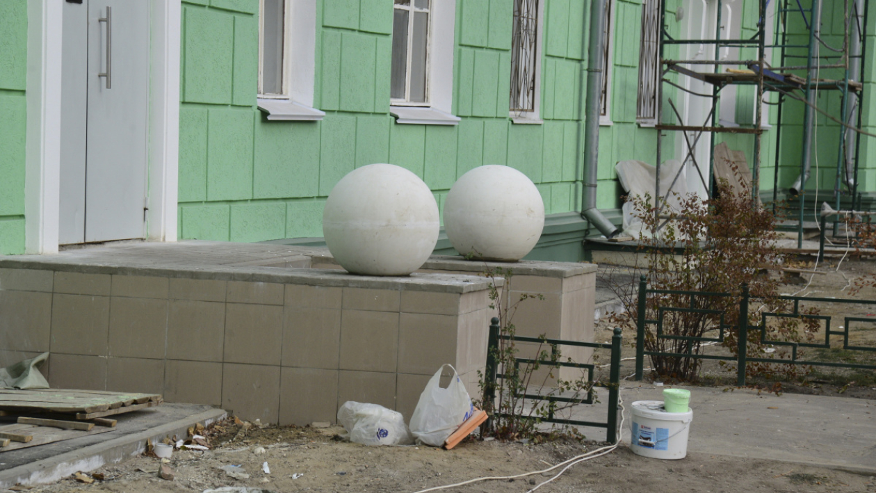 Обзор РИА «Воронеж». Как реставраторы уродовали и преображали исторические здания