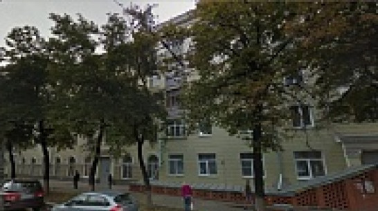 В центре Воронежа спасатели эвакуировали детсадовцев из-за пожара