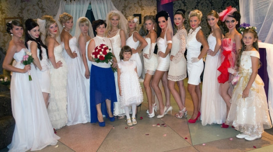 В Лисках прошел показ свадебной моды