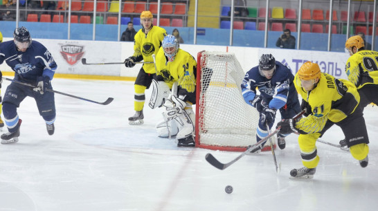 Воронежский «Буран» дома проиграл «Сарыарке»