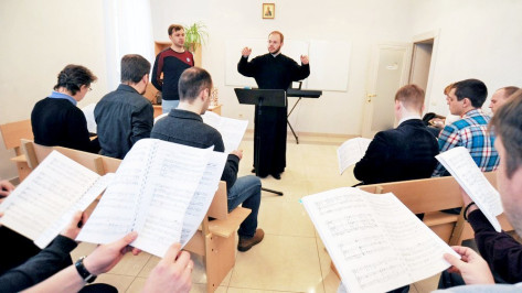Митрополичий хор из Воронежа выступит на фестивале церковной музыки в Польше