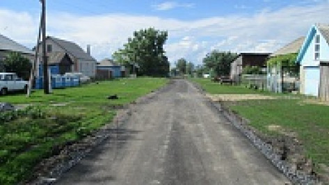 В селах Репьевского района построили четыре километра асфальтовых дорог