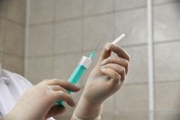 Обязательную вакцинацию одобрил каждый пятый россиянин