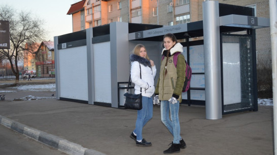 В Павловске установили новые остановки с Wi-Fi и зарядкой для мобильных