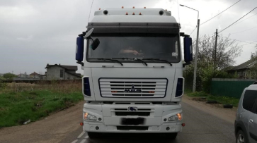 Два мальчика пострадали под Воронежем при столкновении мопеда с грузовиком