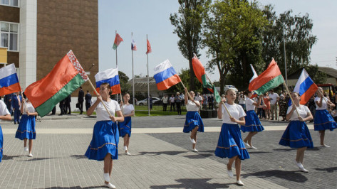 Губернатор обратился к воронежцам в День единения народов России и Беларуси