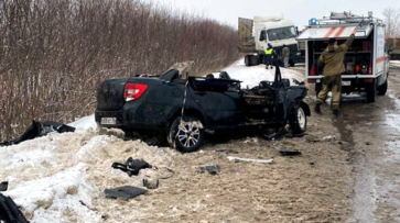 На заснеженных воронежских дорогах произошли две смертельные аварии 
