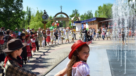 В городском парке Лисок появятся 2 новые детские площадки